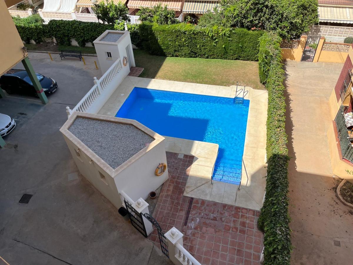 Apartamento Playa Azul Rincón de la Victoria Exterior photo